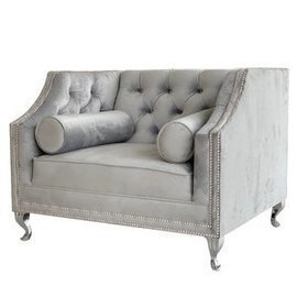 Armchair AMARO with rollers and thumbtacks