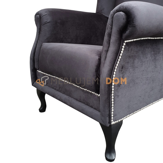 USZAK VELVET armchair with thumbtacks