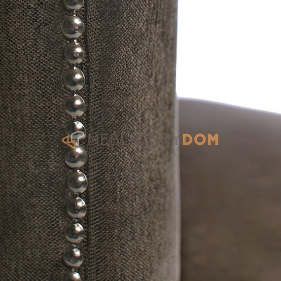 DOLORES chair with thumbtacks 102 cm